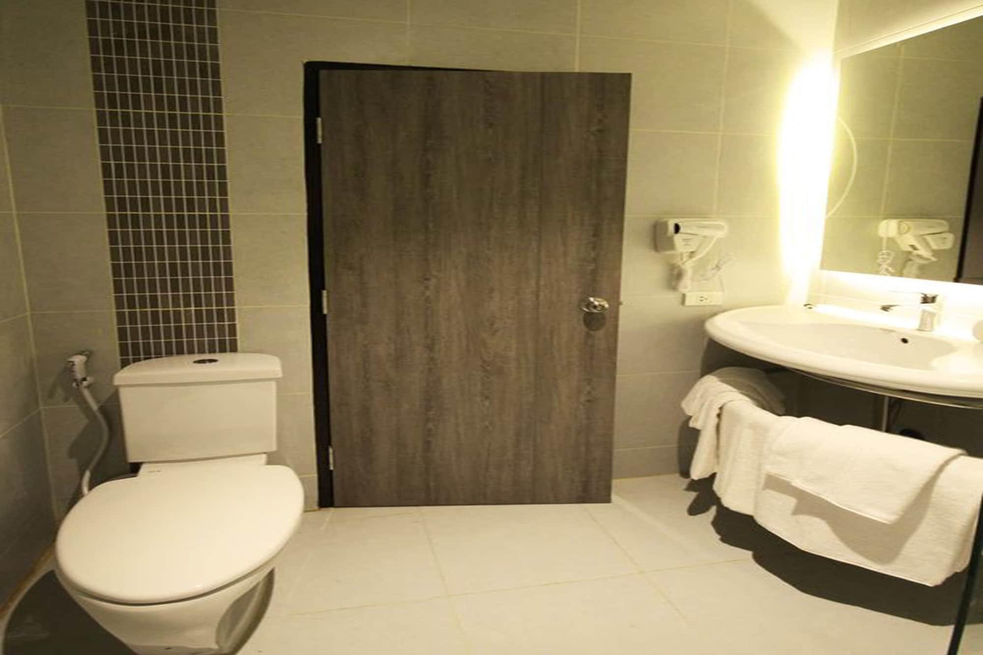 Rooms Republic Hotel Ao Nang Beach מראה חיצוני תמונה